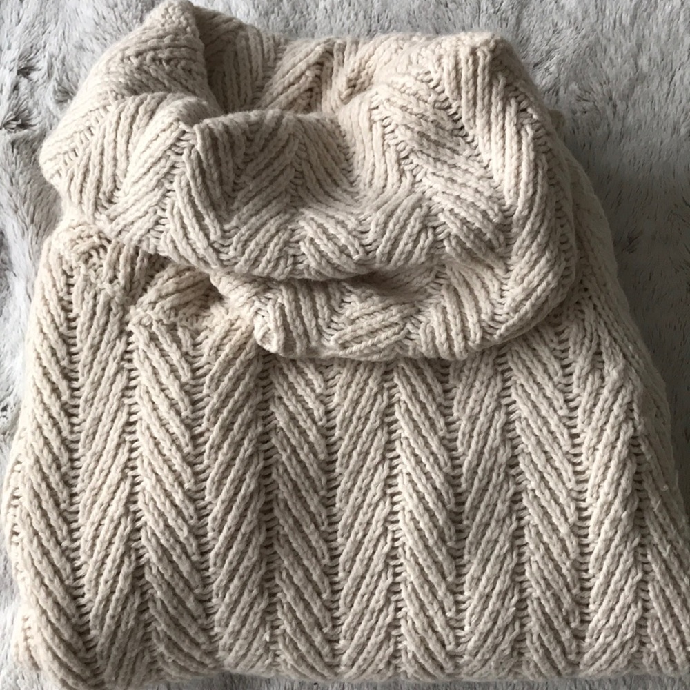 Gap Turtleneck Sweater